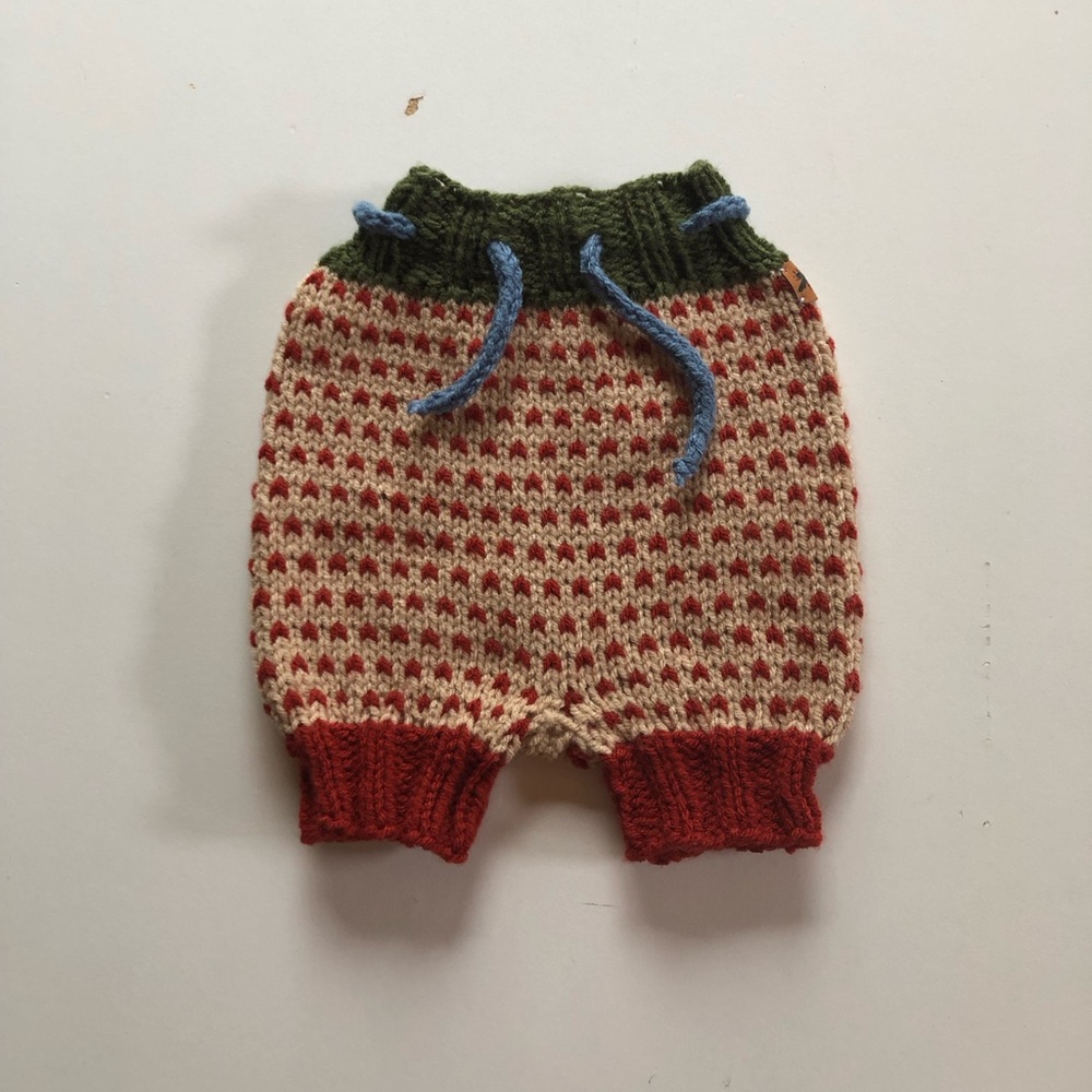 Hand knit 3-6 month bloomer shorts